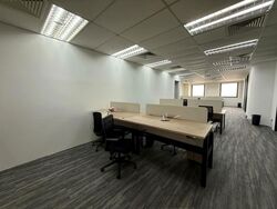 Lippo Centre (D2), Office #568089141